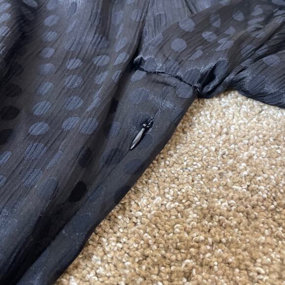 Madewell Top blouse smocked daylight woven Swiss dot black button up V-neck SZ 2 - Picture 6 of 14